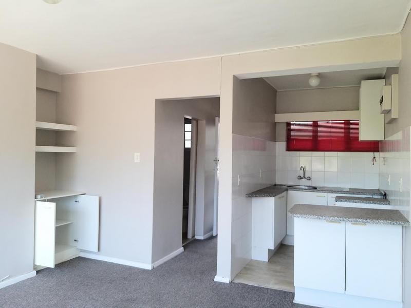 To Let 1 Bedroom Property for Rent in Claremont Western Cape